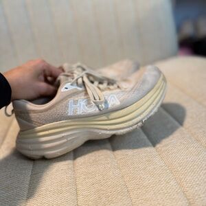 Hoka Bondi 8